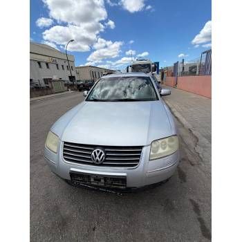 VOLKSWAGEN PASSAT B5 Variant (3B5) de desguace