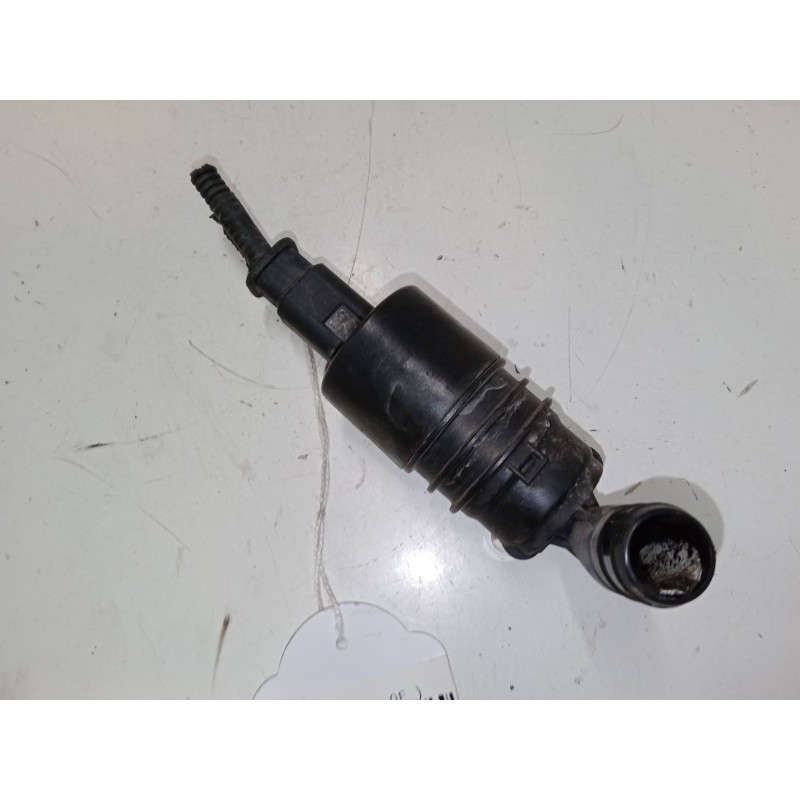 Recambio de bomba limpiaparabrisas para peugeot 5008 (0u_, 0e_) 1.6 hdi referencia OEM IAM 9643447980  