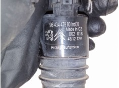 Recambio de bomba limpiaparabrisas para peugeot 5008 (0u_, 0e_) 1.6 hdi referencia OEM IAM 9643447980   2
