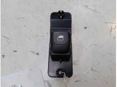 Recambio de mando elevalunas trasero izquierdo para kia stonic (yb) 1.0 t-gdi referencia OEM IAM   