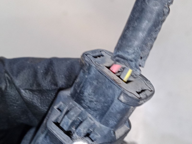 Recambio de bomba limpiaparabrisas para peugeot 5008 (0u_, 0e_) 1.6 hdi referencia OEM IAM 9643447980  