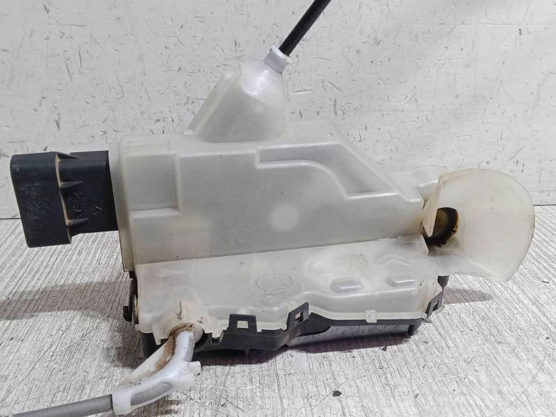 CERRADURA PUERTA DELANTERA IZQUIERDA 