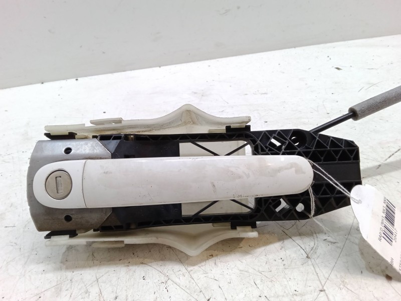 Recambio de maneta exterior puerta delantera izquierda para skoda rapid (nh3, nk3, nk6) 1.6 tdi referencia OEM IAM   