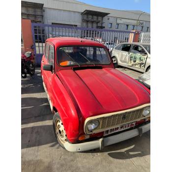 RENAULT 4 (112_) de desguace