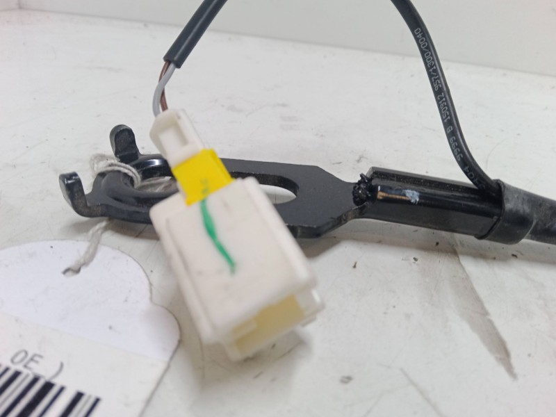 Recambio de anclaje cinturon delantero derecho para peugeot 5008 (0u_, 0e_) 1.6 hdi referencia OEM IAM   