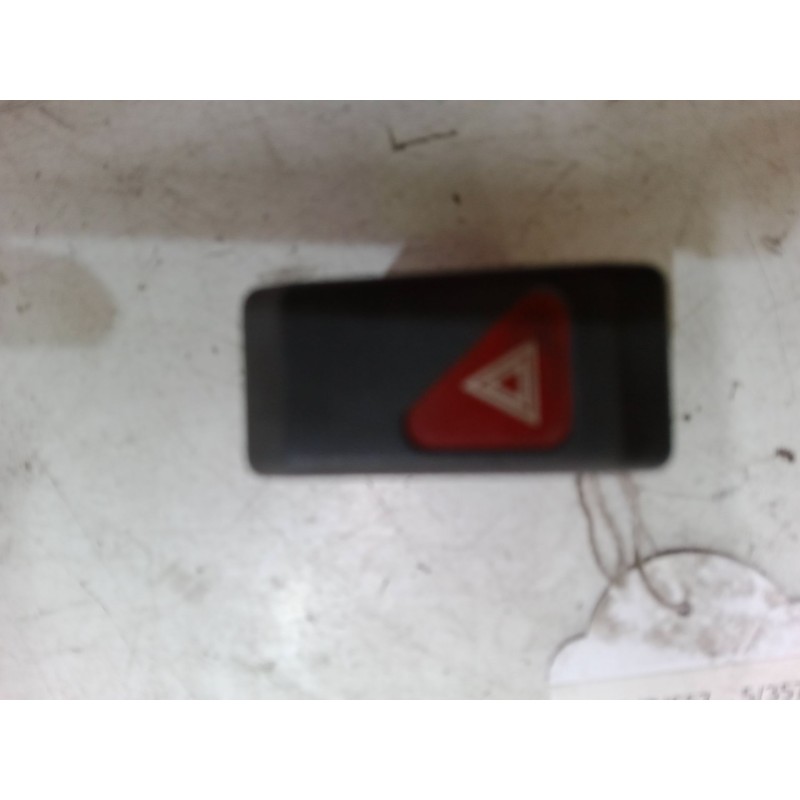Recambio de warning para renault clio i (b/c57_, 5/357_) 1.2 (b/c/s57a, b/c57s, 5/357f, 5/357j, 5/357l, 5/357r) referencia OEM I