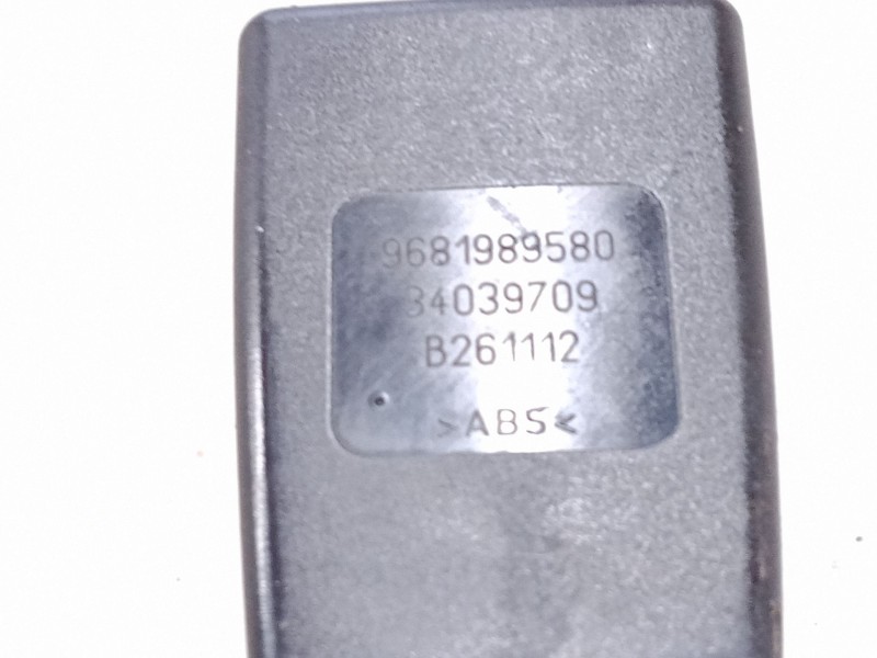 Recambio de anclaje cinturon delantero izquierdo para peugeot 5008 (0u_, 0e_) 1.6 hdi referencia OEM IAM   