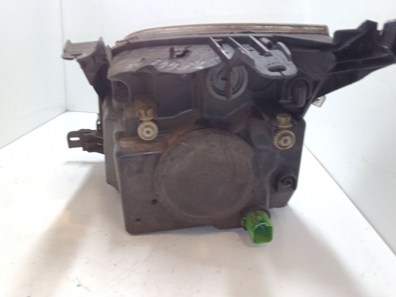 Recambio de faro derecho para ford fusion (ju_) 1.6 tdci referencia OEM IAM   