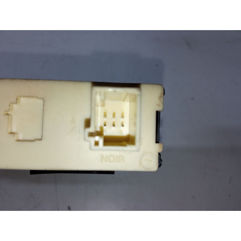 Recambio de elevalunas electrico delantero derecho para citroën c4 coupé (la_) 1.6 hdi referencia OEM IAM 984940-100  