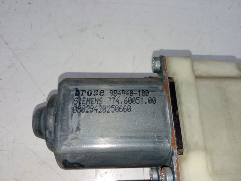 Recambio de elevalunas electrico delantero derecho para citroën c4 coupé (la_) 1.6 hdi referencia OEM IAM 984940-100  