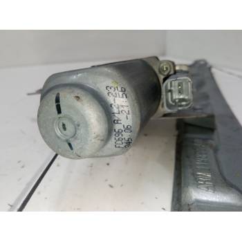ELEVALUNAS ELECTRICO DERECHO 3P 