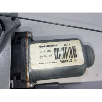 ELEVALUNAS ELECTRICO DERECHO 3P 