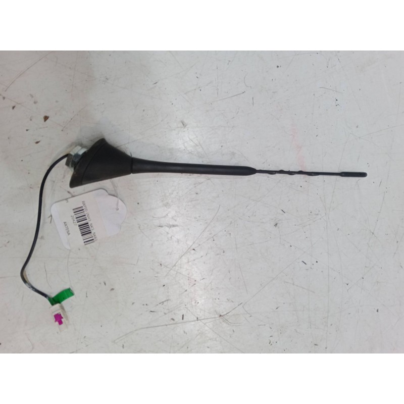 Recambio de antena para skoda rapid (nh3, nk3, nk6) 1.6 tdi referencia OEM IAM   