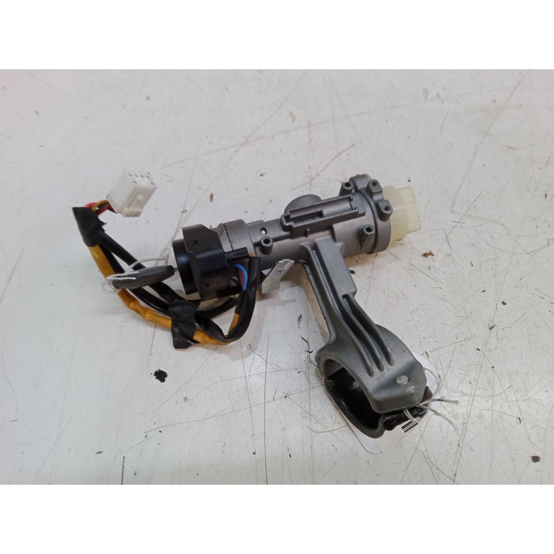 Recambio de clausor para kia sportage ii (je_, km_) 2.0 crdi referencia OEM IAM   