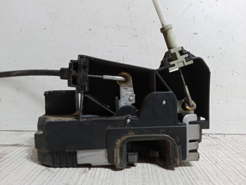 Recambio de cerradura puerta delantera izquierda para opel astra g hatchback (t98) 2.0 dti 16v (f08, f48) referencia OEM IAM   