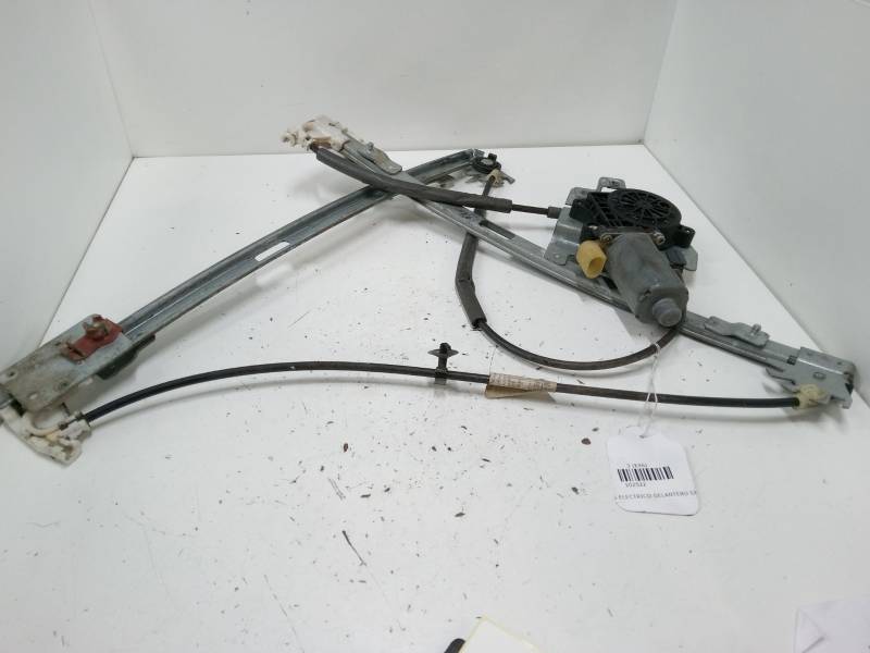 ELEVALUNAS ELECTRICO DELANTERO DERECHO 