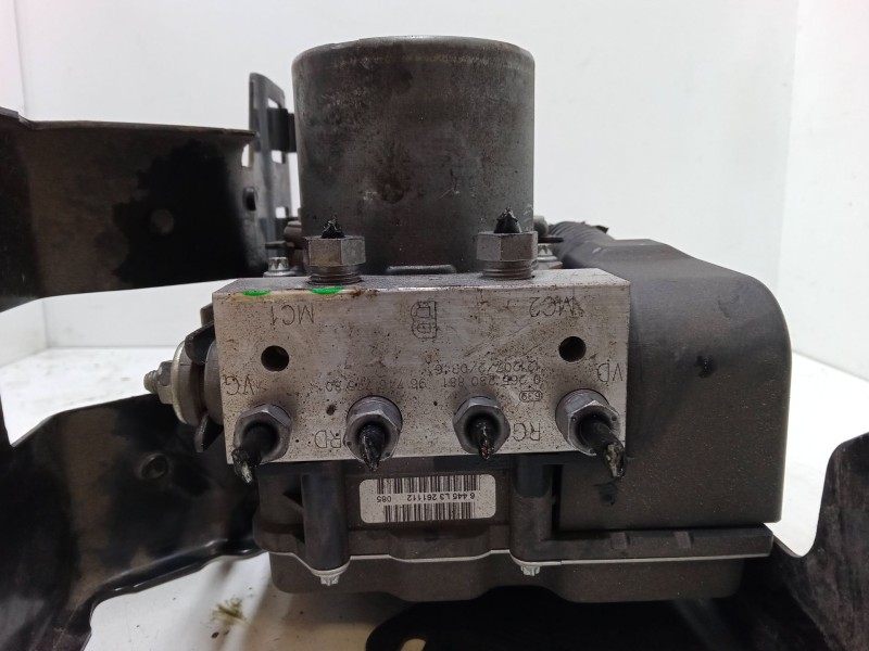 Recambio de abs para peugeot 5008 (0u_, 0e_) 1.6 hdi referencia OEM IAM 9674677580  0265230881