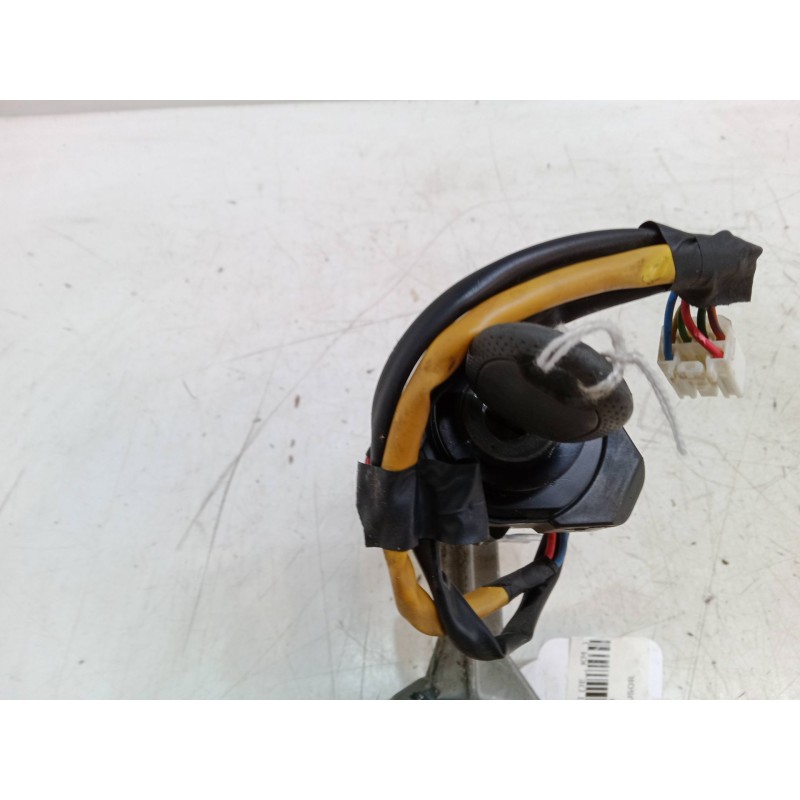 Recambio de clausor para kia sportage ii (je_, km_) 2.0 crdi referencia OEM IAM   