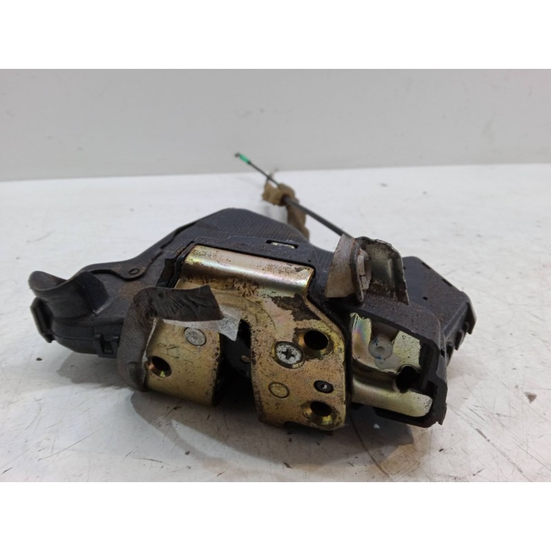 Recambio de cerradura puerta delantera derecha para toyota corolla verso (zer_, zze12_, r1_) 1.8 (znr11_) referencia OEM IAM   