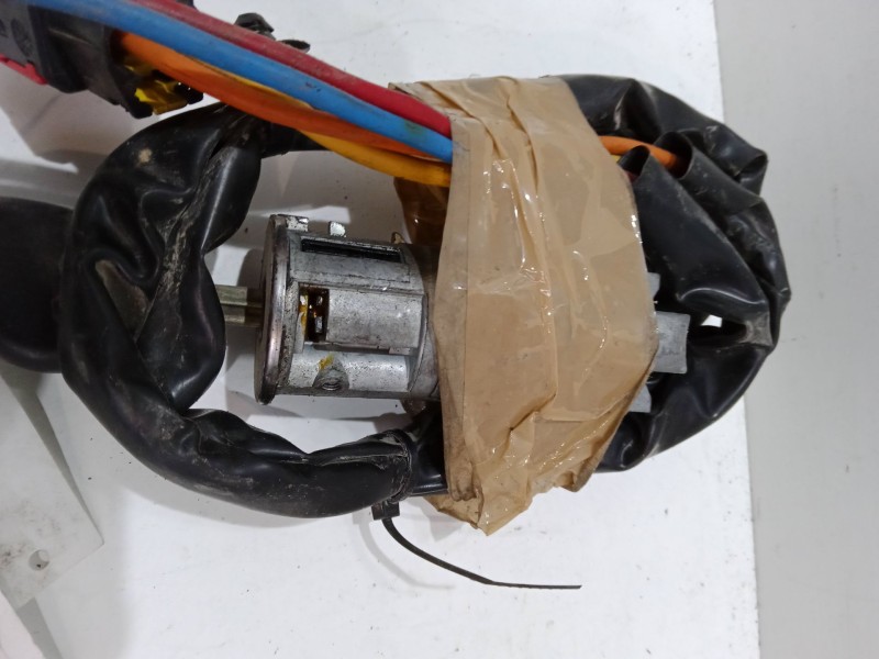 Recambio de clausor para peugeot partner monospace (5_, g_) 2.0 hdi referencia OEM IAM    Recambio de clausor para peugeot partner monospace (5_, g_) 2.0 hdi referencia OEM IAM