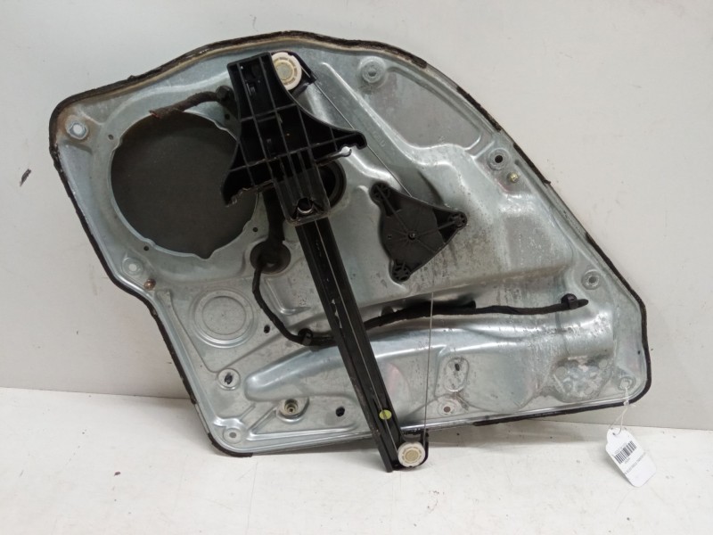 Recambio de elevalunas electrico trasero derecho para volkswagen golf iv (1j1) 1.6 referencia OEM IAM   