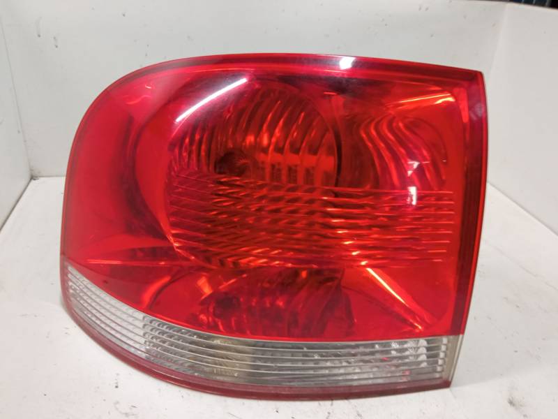 PILOTO TRASERO IZQUIERDO 7L6945095K 