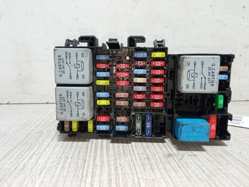 Recambio de caja reles / fusibles para renault clio iv (bh_) 1.2 16v referencia OEM IAM   