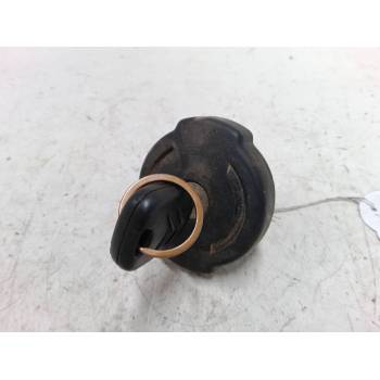 TAPON COMBUSTIBLE 