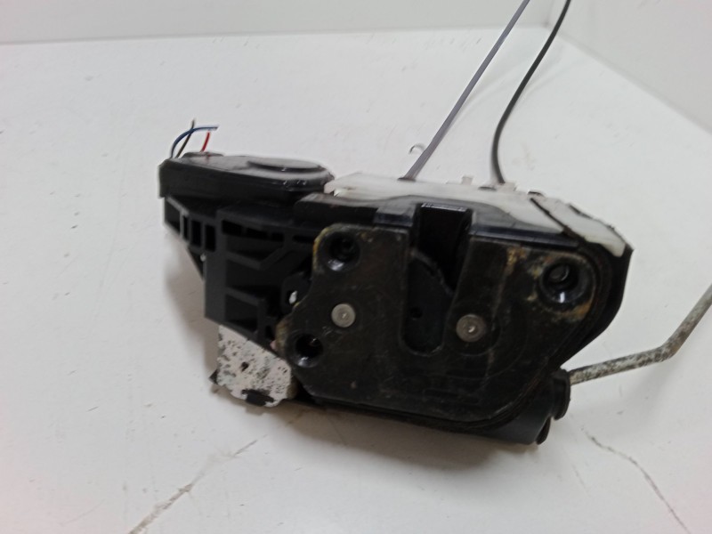 Recambio de cerradura puerta delantera derecha para kia sportage ii (je_, km_) 2.0 crdi referencia OEM IAM   