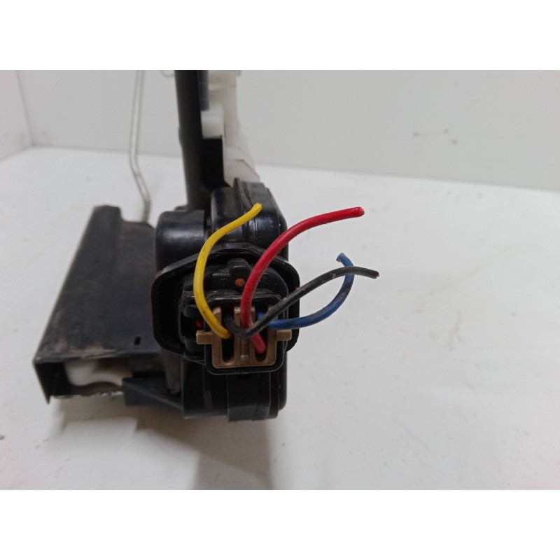 Recambio de cerradura puerta delantera derecha para kia sportage ii (je_, km_) 2.0 crdi referencia OEM IAM   