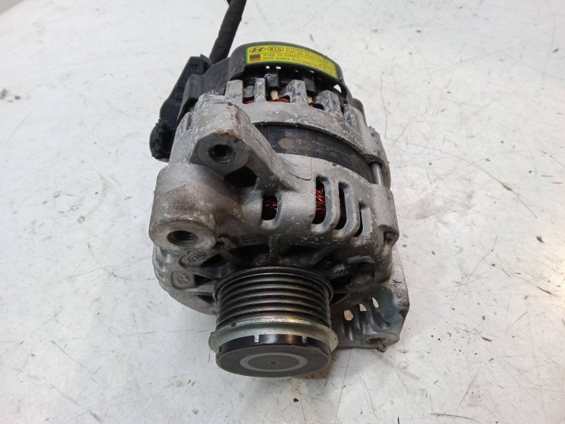 Recambio de alternador para kia stonic (yb) 1.0 t-gdi referencia OEM IAM 3730004950  8400383