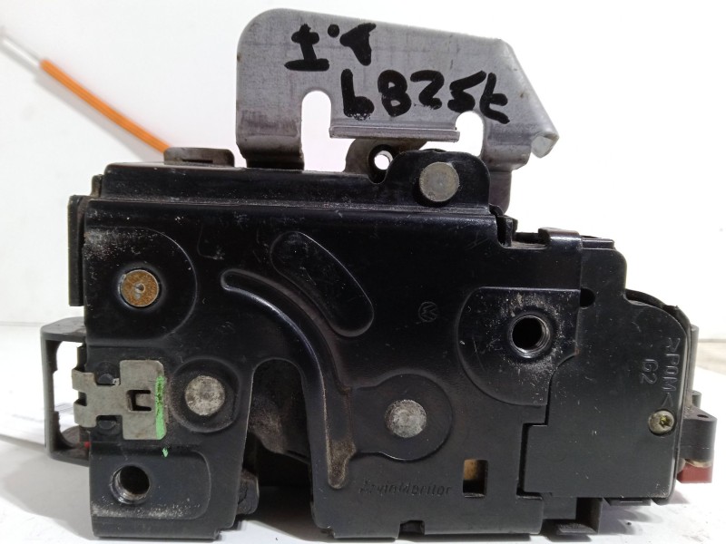 Recambio de cerradura puerta delantera izquierda para audi a3 (8p1) 1.9 tdi referencia OEM IAM   