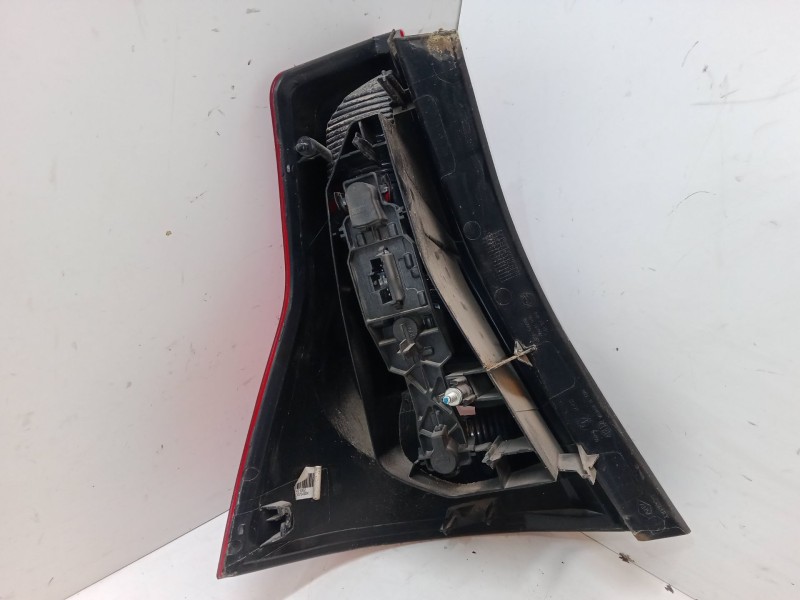 Recambio de piloto trasero derecho para dacia sandero 1.6 (bs0d, bs0b, bs0f, bs0h) referencia OEM IAM   