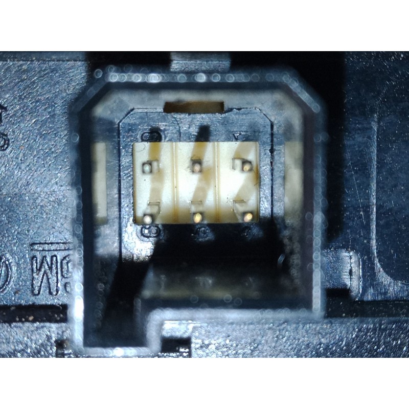 Recambio de mando elevalunas trasero izquierdo para opel zafira b furgoneta/monovolumen (a05) 1.9 cdti van (m75) referencia OEM 