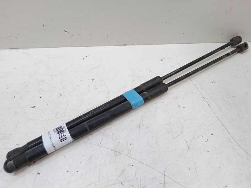 Recambio de amortiguadores malet/porton para dacia sandero 1.6 (bs0d, bs0b, bs0f, bs0h) referencia OEM IAM   