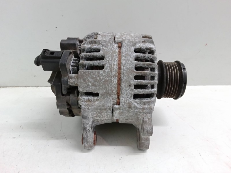 Recambio de alternador para seat ibiza iii (6l1) 1.4 tdi referencia OEM IAM 045903023 0 124 325 012 