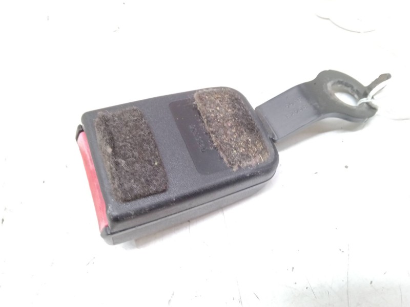 Recambio de anclaje cinturon delantero izquierdo para dacia sandero 1.6 (bs0d, bs0b, bs0f, bs0h) referencia OEM IAM   