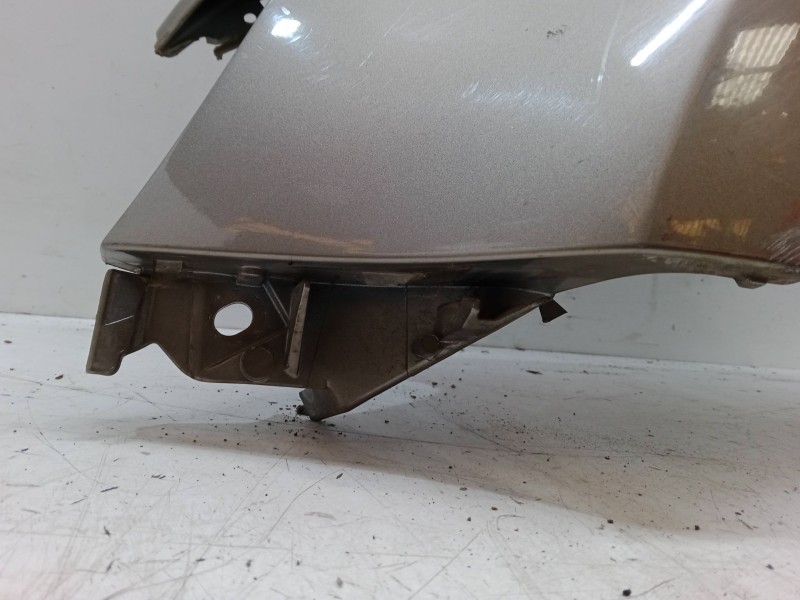 Recambio de aleta delantera izquierda para renault clio iii (br0/1, cr0/1) 1.5 dci (br17, cr17) referencia OEM IAM   