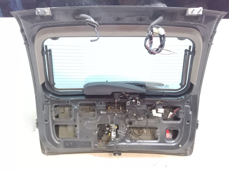 Recambio de porton trasero para kia sportage ii (je_, km_) 2.0 crdi referencia OEM IAM   