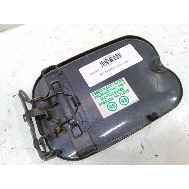 Recambio de tapa exterior combustible para dacia sandero 1.6 (bs0d, bs0b, bs0f, bs0h) referencia OEM IAM   