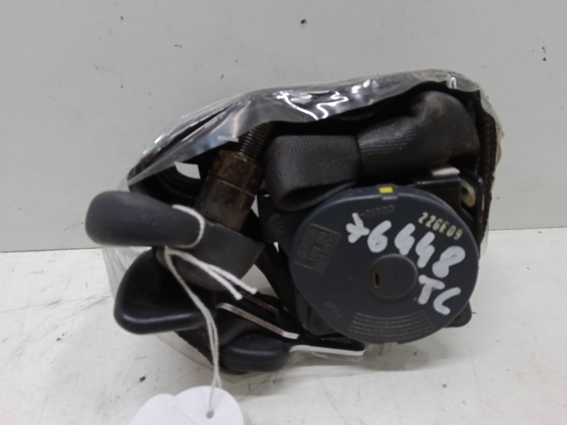 Recambio de cinturon seguridad trasero central para chevrolet aveo / kalos hatchback (t200) 1.2 referencia OEM IAM   