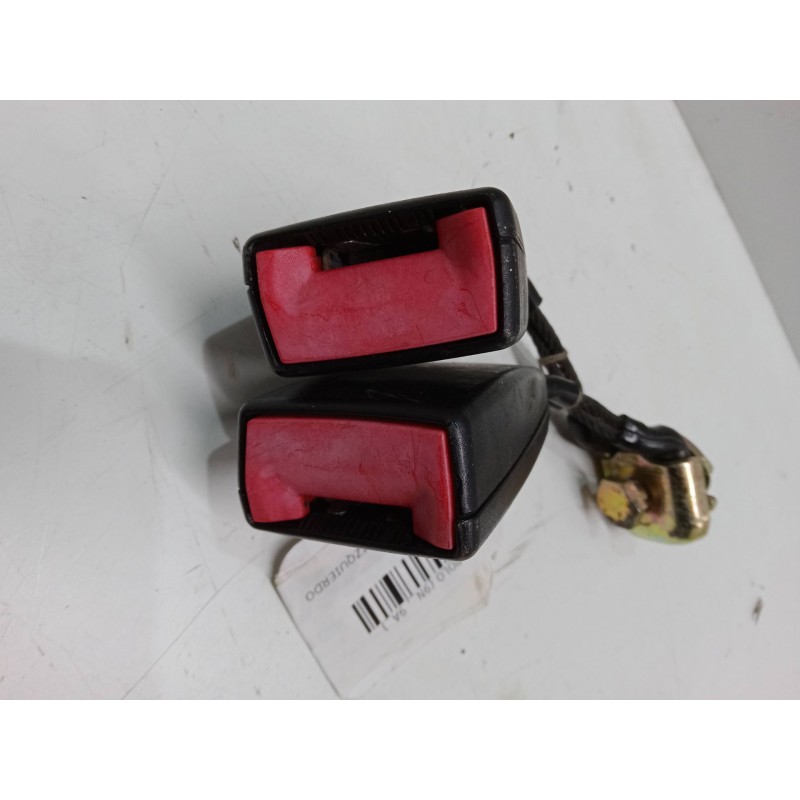 Recambio de anclaje trasero izquierdo para volkswagen polo (9n_, 9a_) 1.2 12v referencia OEM IAM   