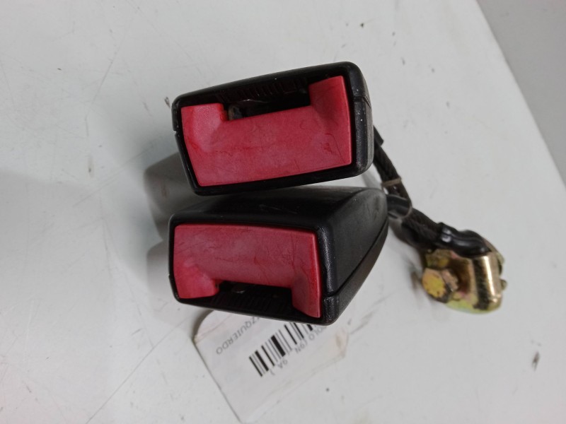 Recambio de anclaje trasero izquierdo para volkswagen polo (9n_, 9a_) 1.2 12v referencia OEM IAM   