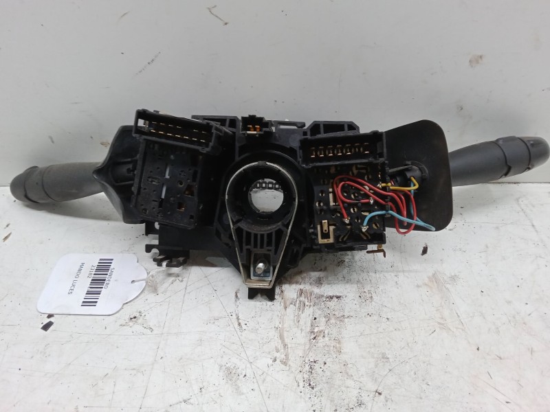 Recambio de mando luces para dacia sandero 1.2 16v referencia OEM IAM 8200792584 576661506000068 