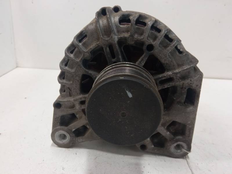 ALTERNADOR 231004554R 