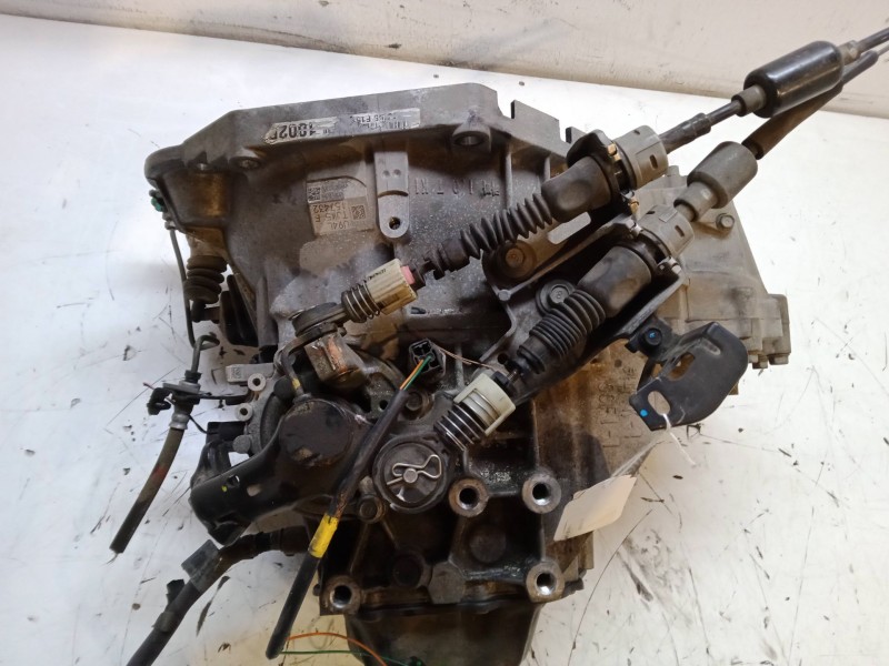 Recambio de caja de cambios manual 5 velocidades para kia stonic (yb) 1.0 t-gdi referencia OEM IAM U94L  TJW5F