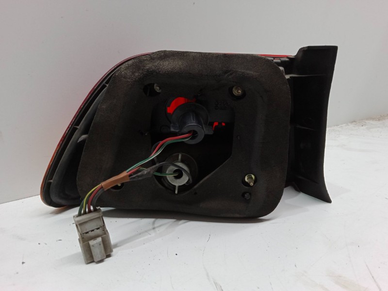 Recambio de piloto trasero derecho para honda civic vi coupé (ej, em1) 1.6 i vtec (em1) referencia OEM IAM   