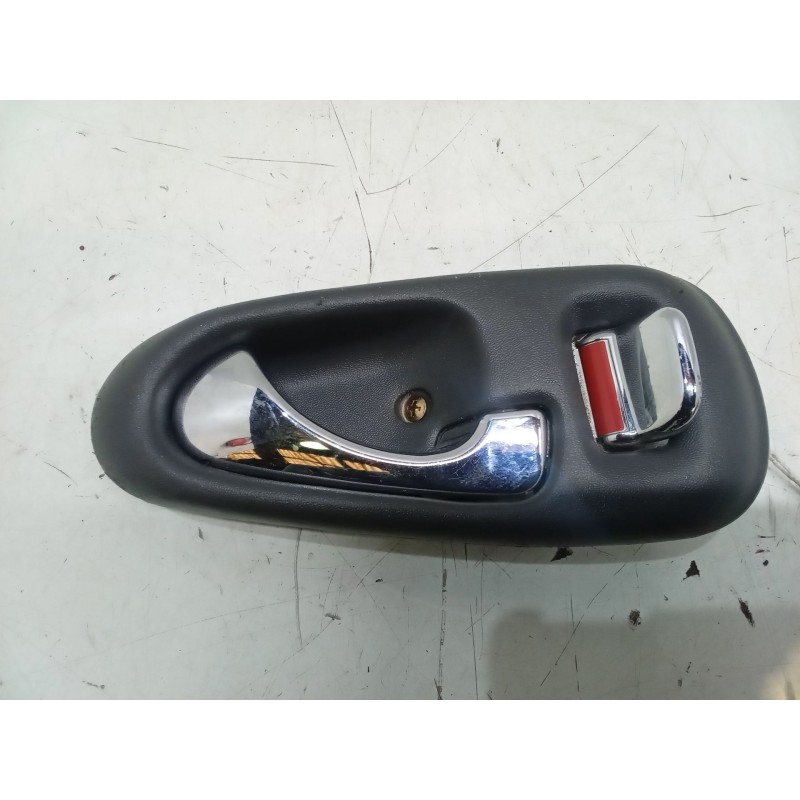 Recambio de maneta interior puerta trasera derecha para mitsubishi l200 (k7_t, k6_t, k5_t) 2.5 td 4wd (k74t) referencia OEM IAM 