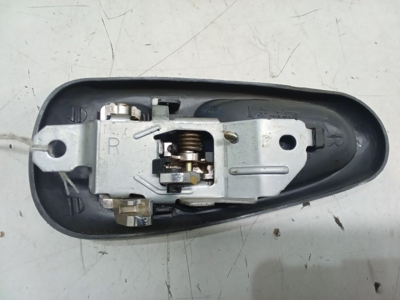 Recambio de maneta interior puerta trasera derecha para mitsubishi l200 (k7_t, k6_t, k5_t) 2.5 td 4wd (k74t) referencia OEM IAM 