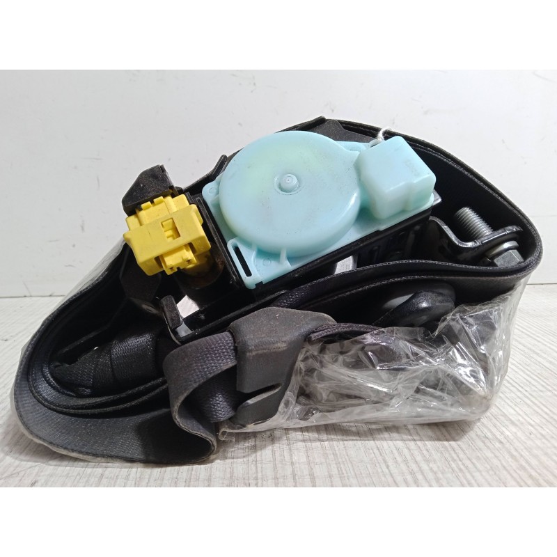 Recambio de cinturon con pretensor delantero izquierdo para honda cr-v ii (rd_) 2.2 ctdi (rd9) referencia OEM IAM   